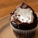 Mohamed Ayad's Marshmallow Fluff Cupcakes Recipe