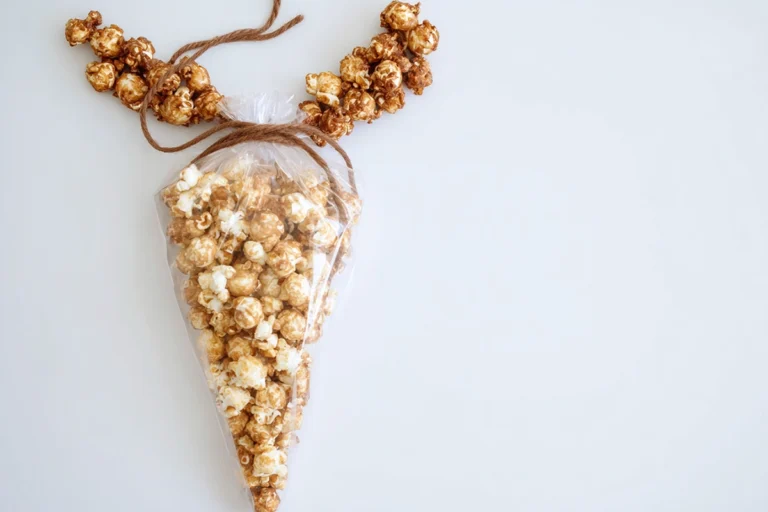 cracker jack reindeer