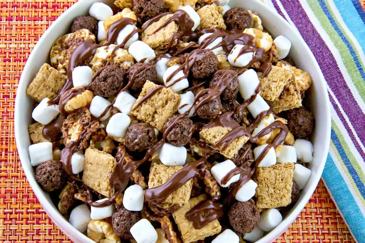 S’mores Snack Mix for an Easy No-Bake Treat 1 Mohamed Ayad's S’mores Snack Mix Recipe