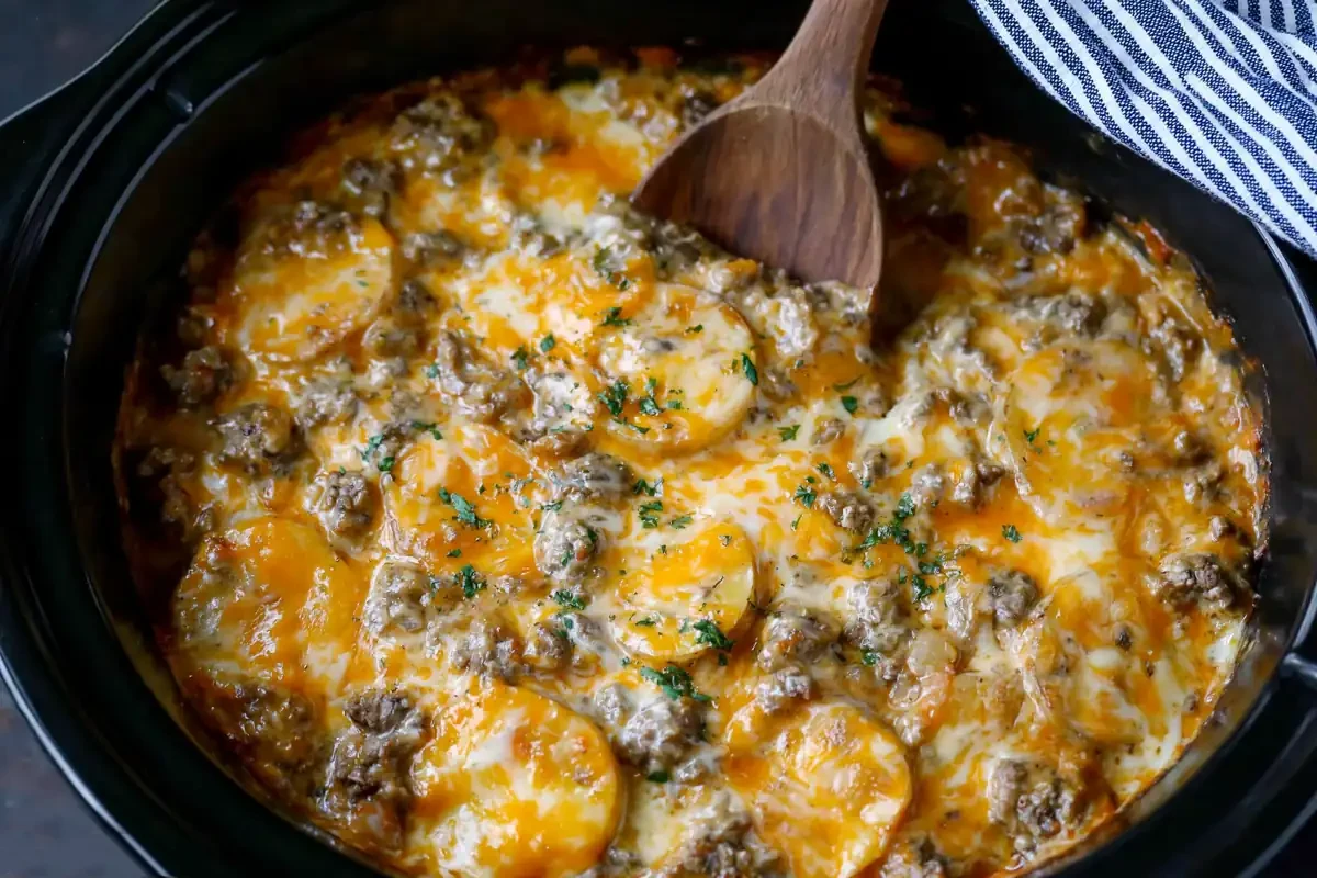 Mohamed Ayad's Slow Cooker Hamburger Casserole Recipe